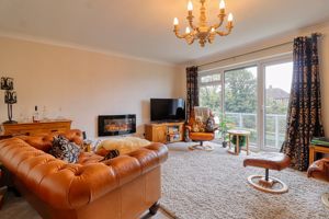 Lounge- click for photo gallery